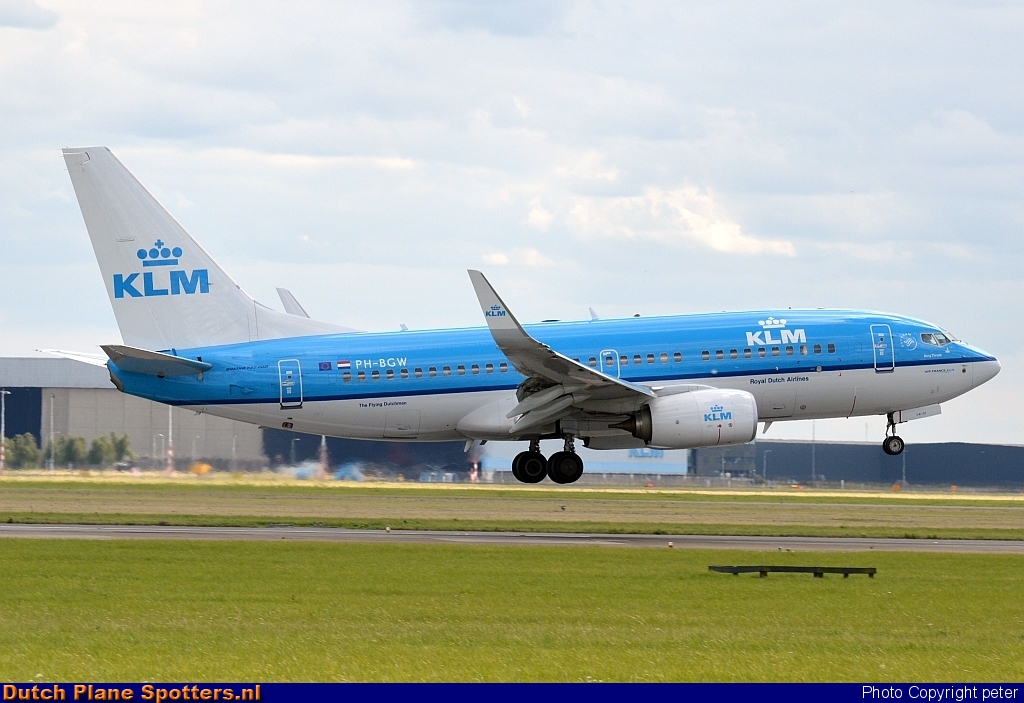 PH-BGW Boeing 737-700 KLM Royal Dutch Airlines by peter