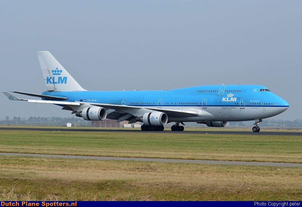PH-BFW Boeing 747-400 KLM Royal Dutch Airlines by peter