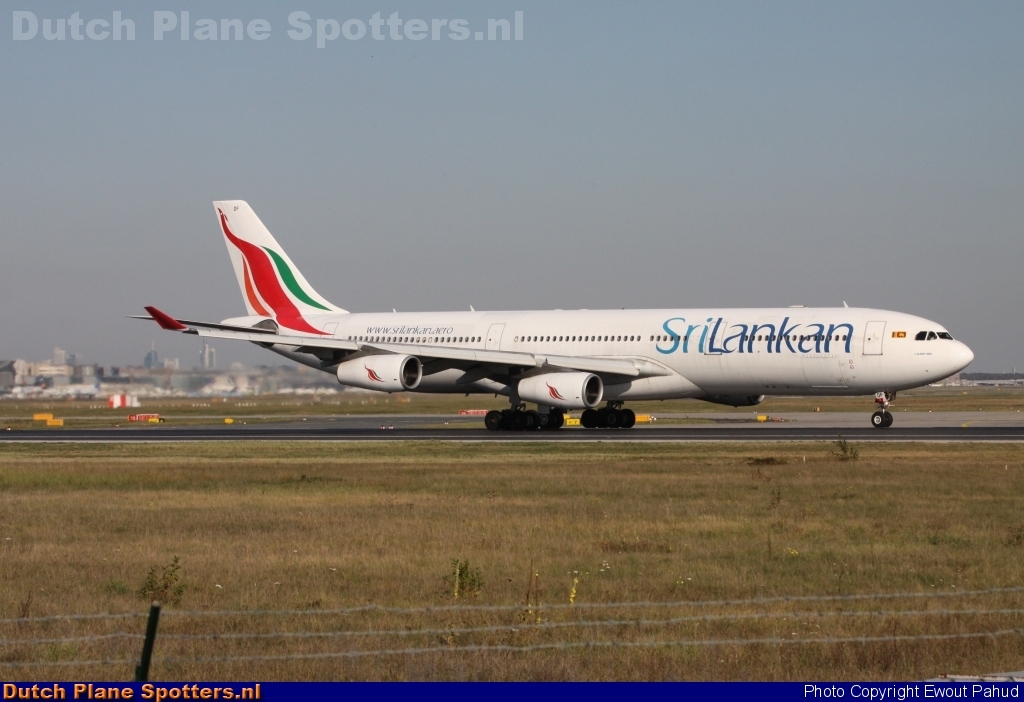 4R-ADF Airbus A340-300 SriLankan Airlines by Ewout Pahud