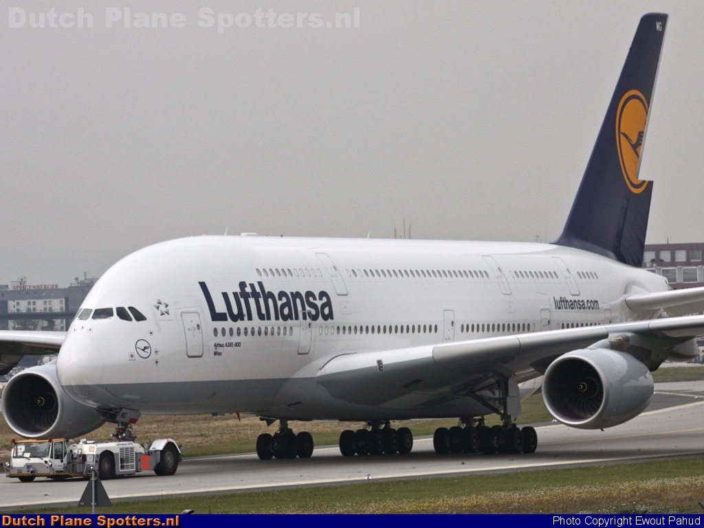 D-AIMG Airbus A380-800 Lufthansa by Ewout Pahud