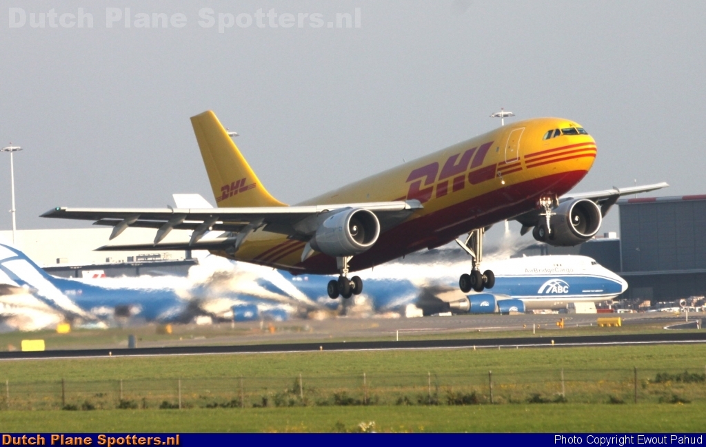  Airbus A300 Air Contractors (DHL) by Ewout Pahud