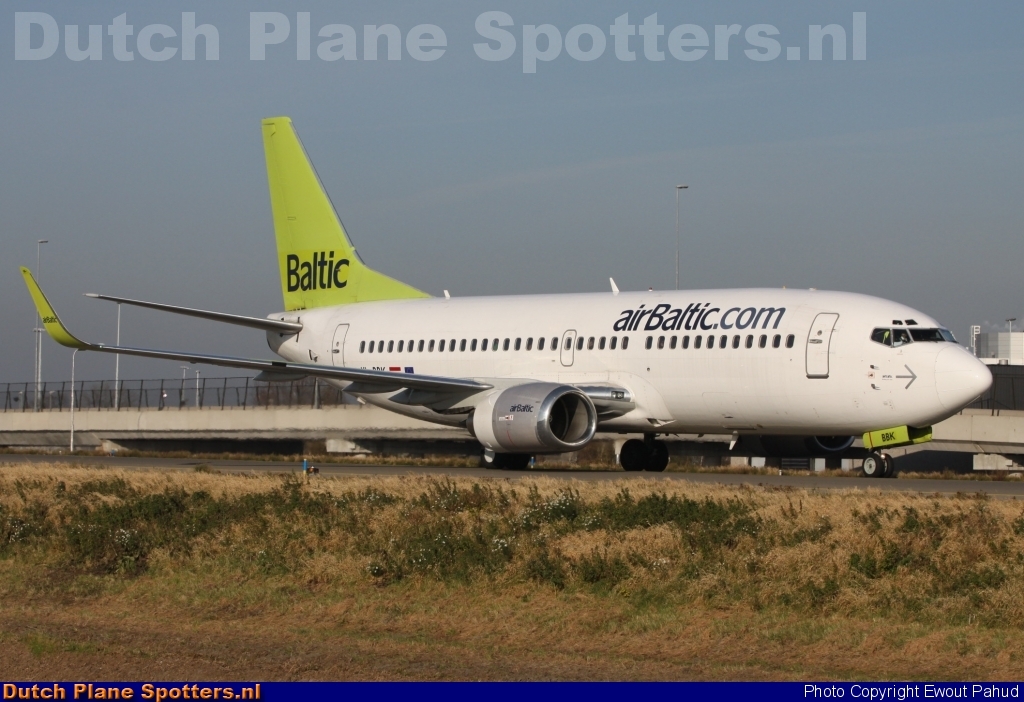 YI-BBK Boeing 737-800 Air Baltic by Ewout Pahud