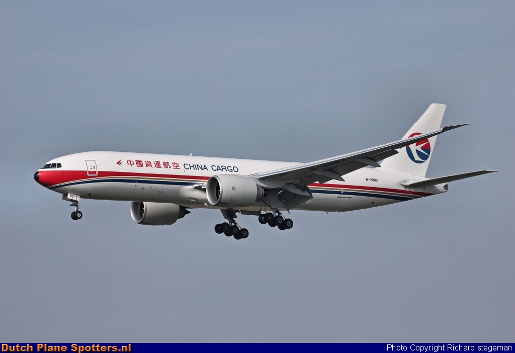 B-2082 Boeing 777-F China Cargo Airlines by Richard stegeman