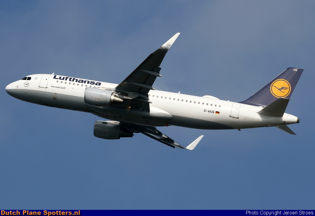 D-AIUG Airbus A320 Lufthansa by Jeroen Stroes