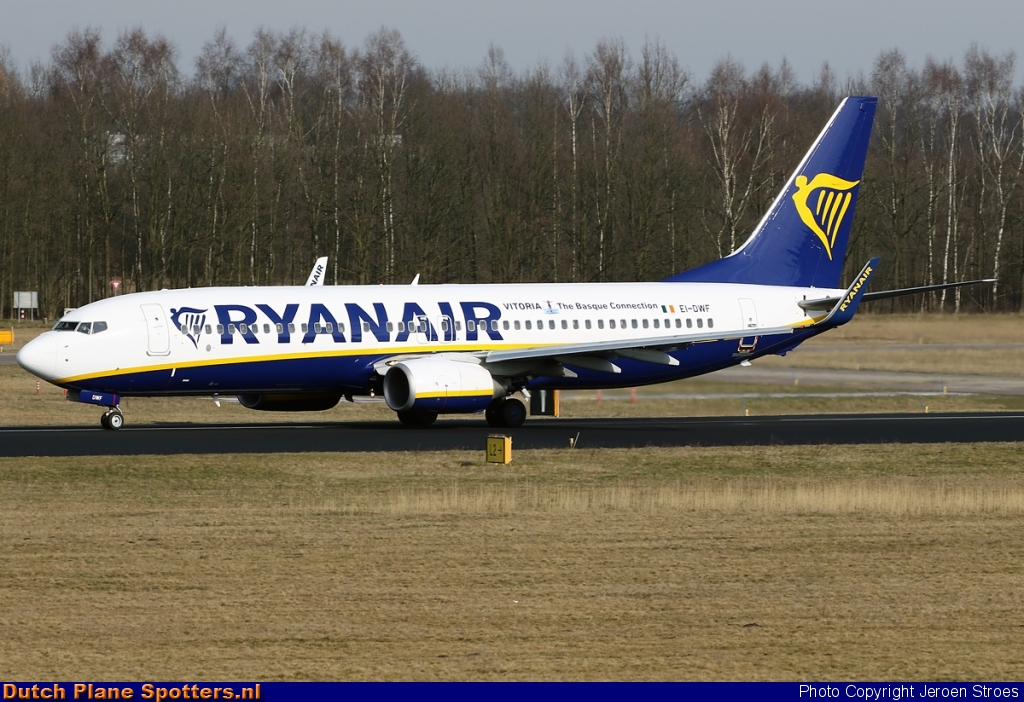 EI-DWF Boeing 737-800 Ryanair by Jeroen Stroes