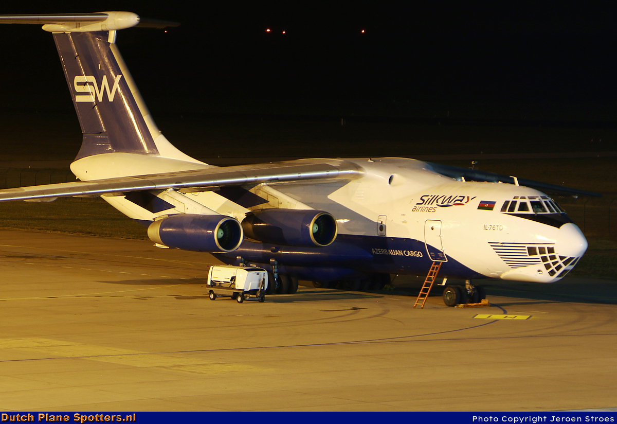 4K-AZ40 Ilyushin Il-76 Silk Way Airlines by Jeroen Stroes