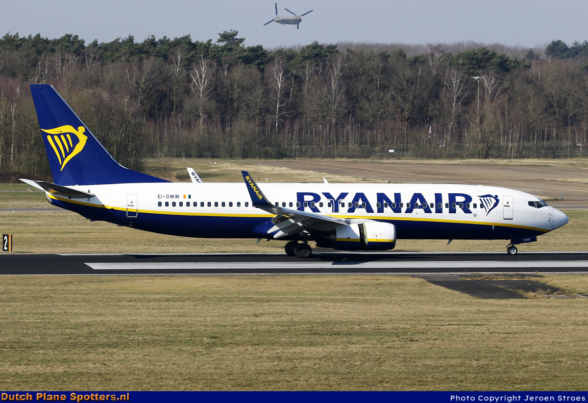 EI-DWW Boeing 737-800 Ryanair by Jeroen Stroes