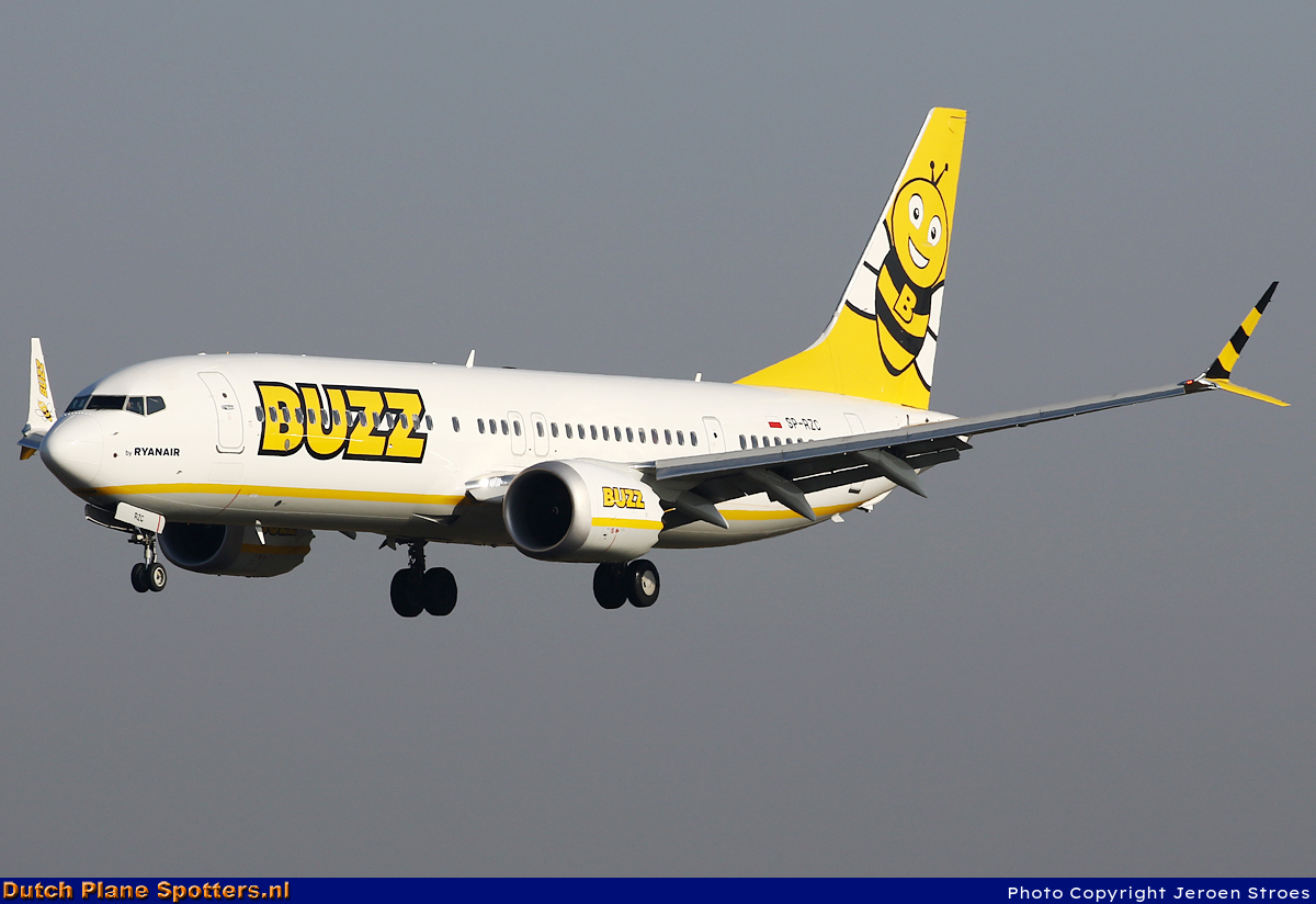 SP-RZC Boeing 737 MAX 8-200 Buzz (Ryanair) by Jeroen Stroes