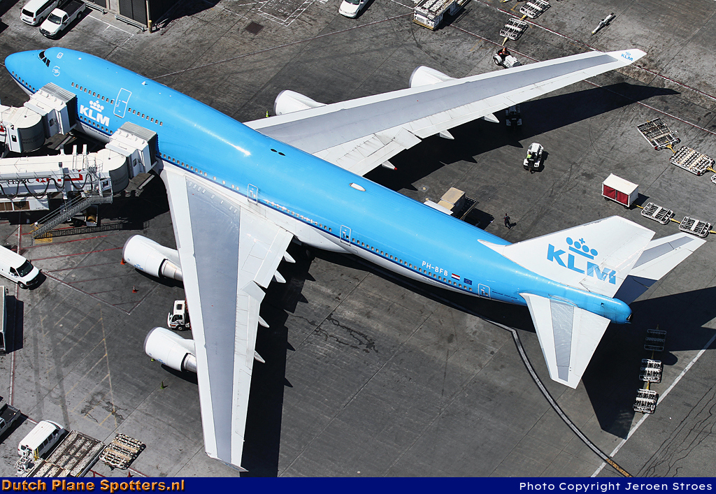 PH-BFB Boeing 747-400 KLM Royal Dutch Airlines by Jeroen Stroes