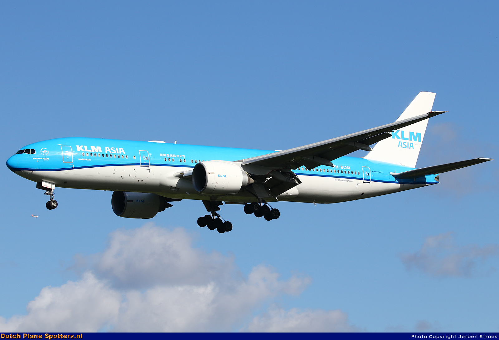 PH-BQM Boeing 777-200 KLM Asia by Jeroen Stroes