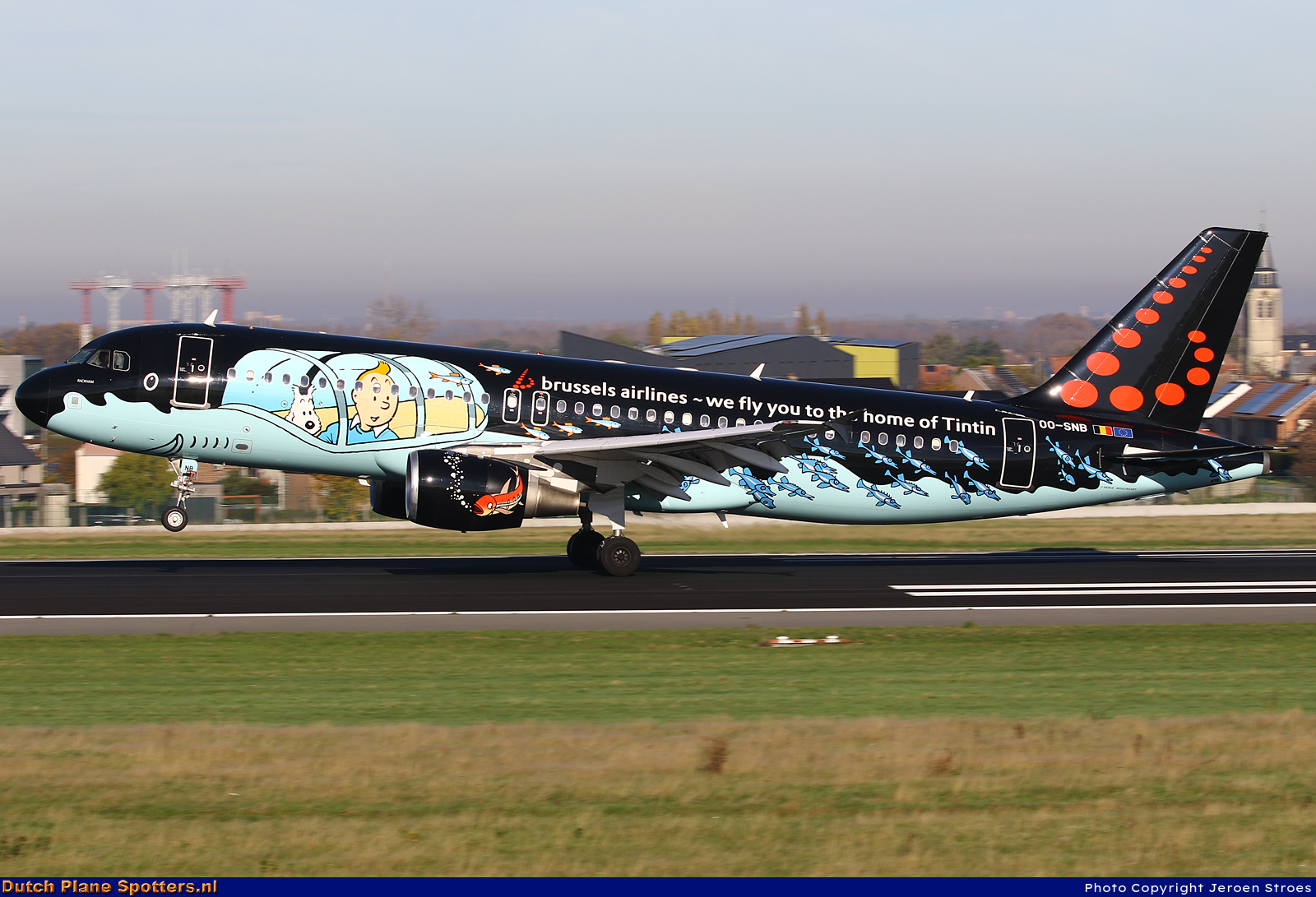 OO-SNB Airbus A320 Brussels Airlines by Jeroen Stroes