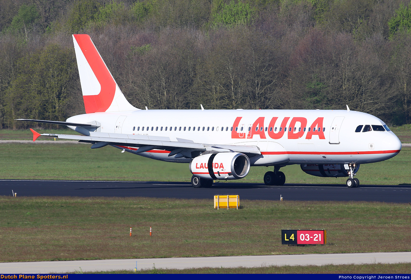 9H-IHD Airbus A320 Lauda Europe by Jeroen Stroes