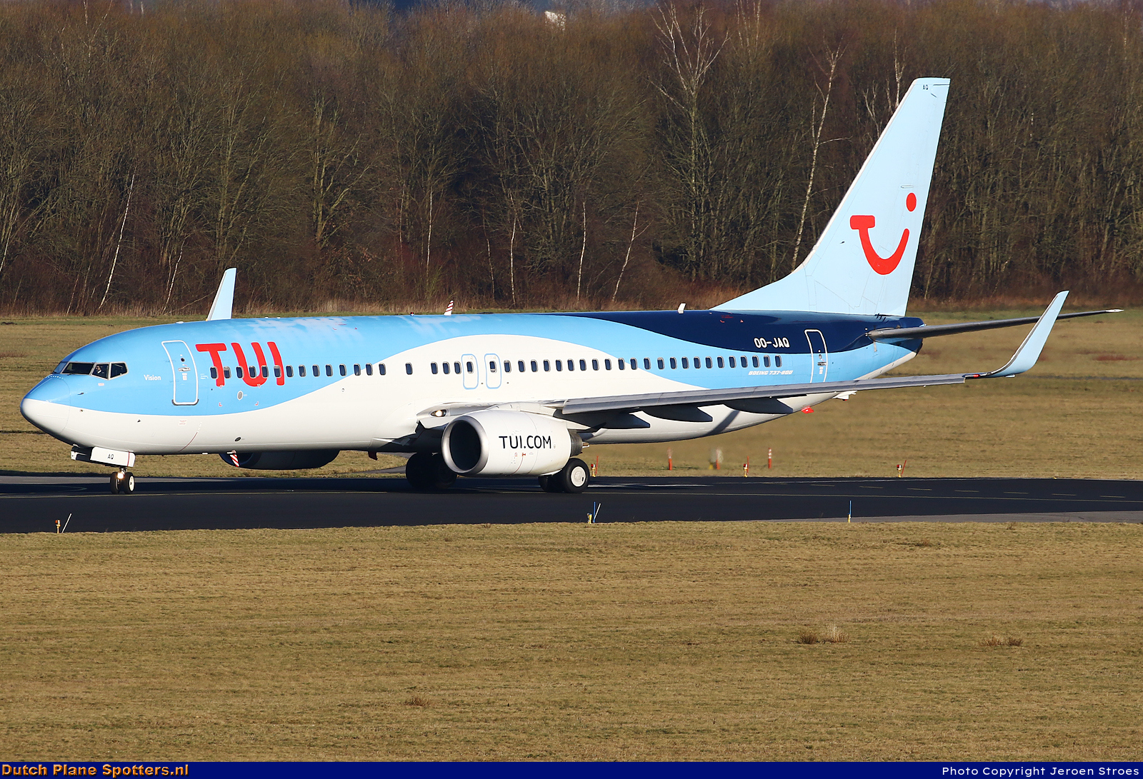 OO-JAQ Boeing 737-800 TUI Airlines Belgium by Jeroen Stroes