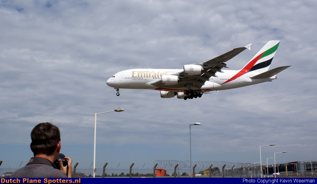 A6-EDH Airbus A380-800 Emirates by Kevin Weerman
