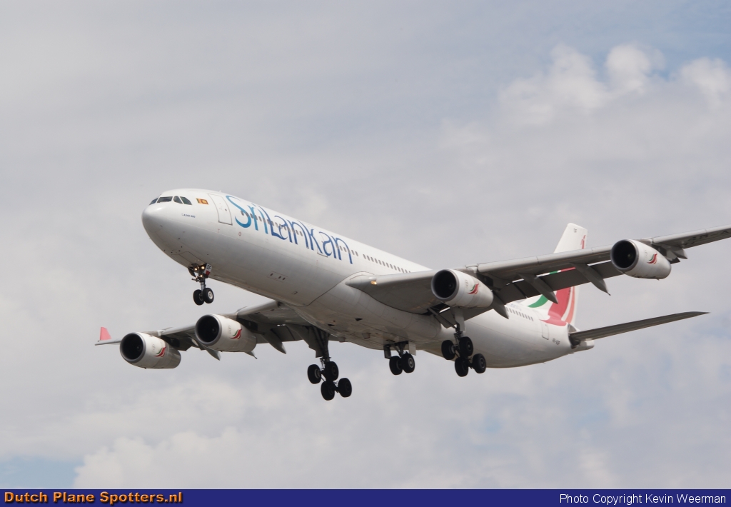 4R-ADF Airbus A340-300 SriLankan Airlines by Kevin Weerman