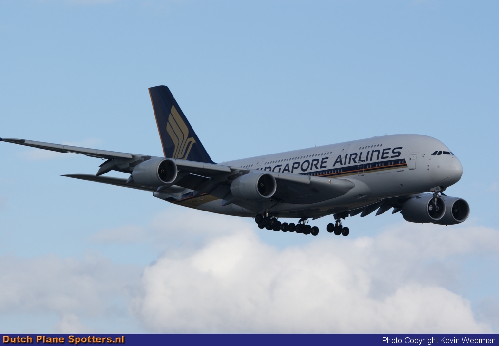 9V-SKD Airbus A380-800 Singapore Airlines by Kevin Weerman