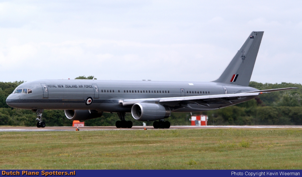 NZ7572 Boeing 757-200 MIL - Royal New Zealand Air Force by Kevin Weerman