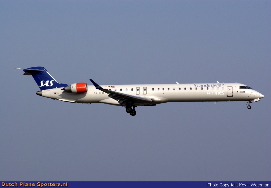 OY-KFB Bombardier Canadair CRJ900 SAS Scandinavian Airlines by Kevin Weerman