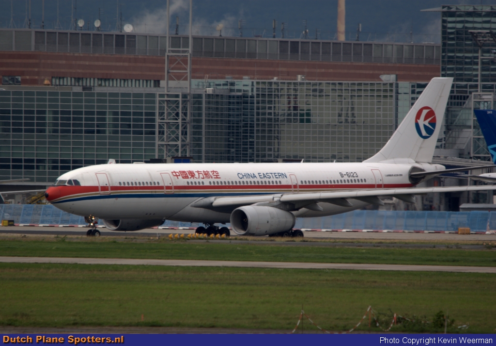 B-6123 Airbus A330-200 China Eastern Airlines by Kevin Weerman