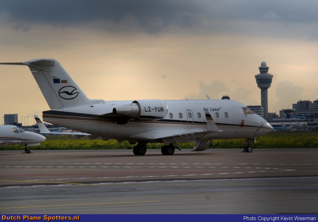 LZ-YUN Bombardier Challenger 600 Air Lazur by Kevin Weerman