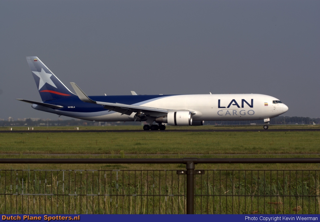 N418LA Boeing 767-300 LAN Cargo by Kevin Weerman