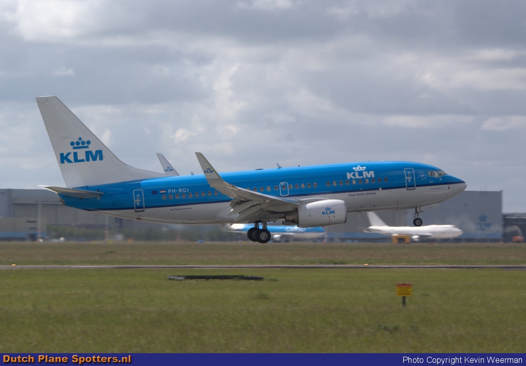PH-BGI Boeing 737-700 KLM Royal Dutch Airlines by Kevin Weerman