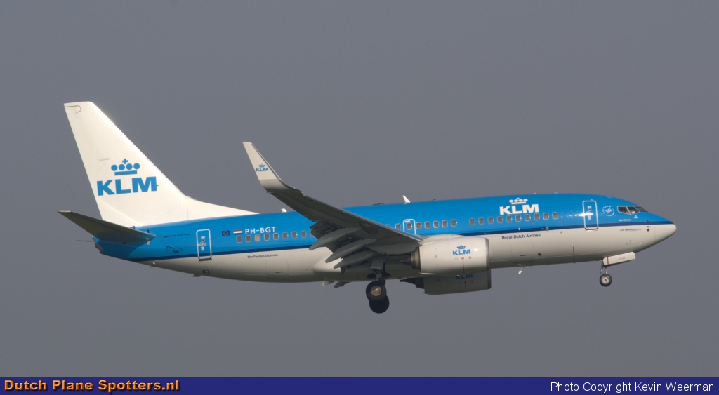 PH-BGT Boeing 737-700 KLM Royal Dutch Airlines by Kevin Weerman