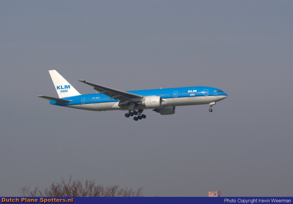 PH-BQF Boeing 777-200 KLM Asia by Kevin Weerman