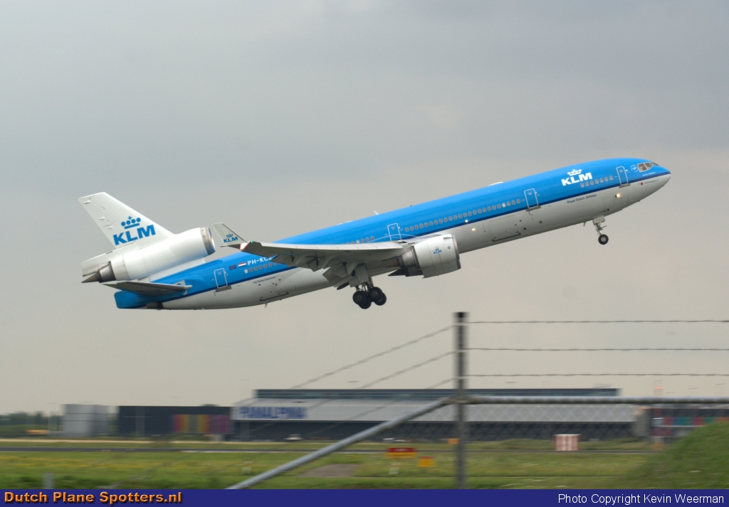 PH-KCE McDonnell Douglas MD-11 KLM Royal Dutch Airlines by Kevin Weerman