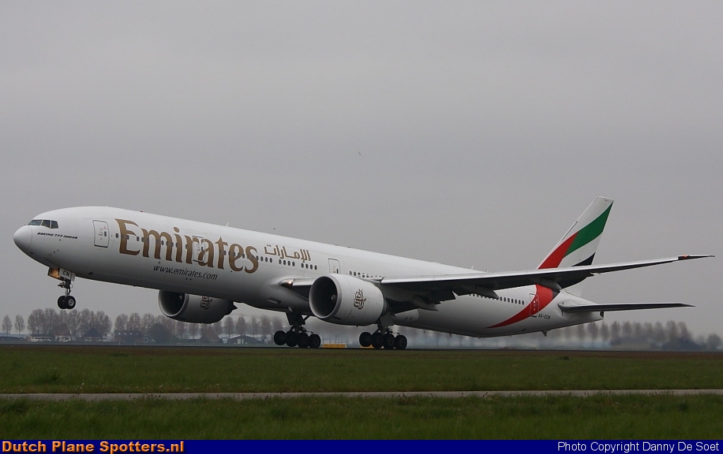 A6-ECN Boeing 777-300 Emirates by Danny De Soet