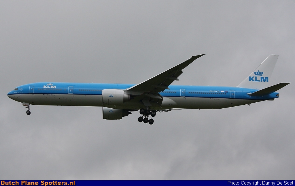 PH-BVG Boeing 777-300 KLM Royal Dutch Airlines by Danny De Soet