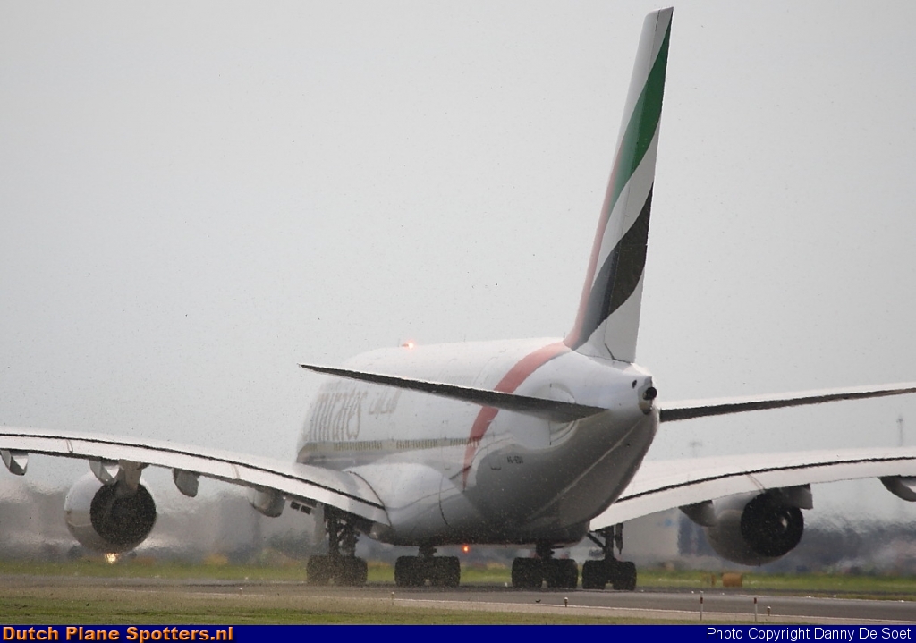 A6-EDU Airbus A380-800 Emirates by Danny De Soet