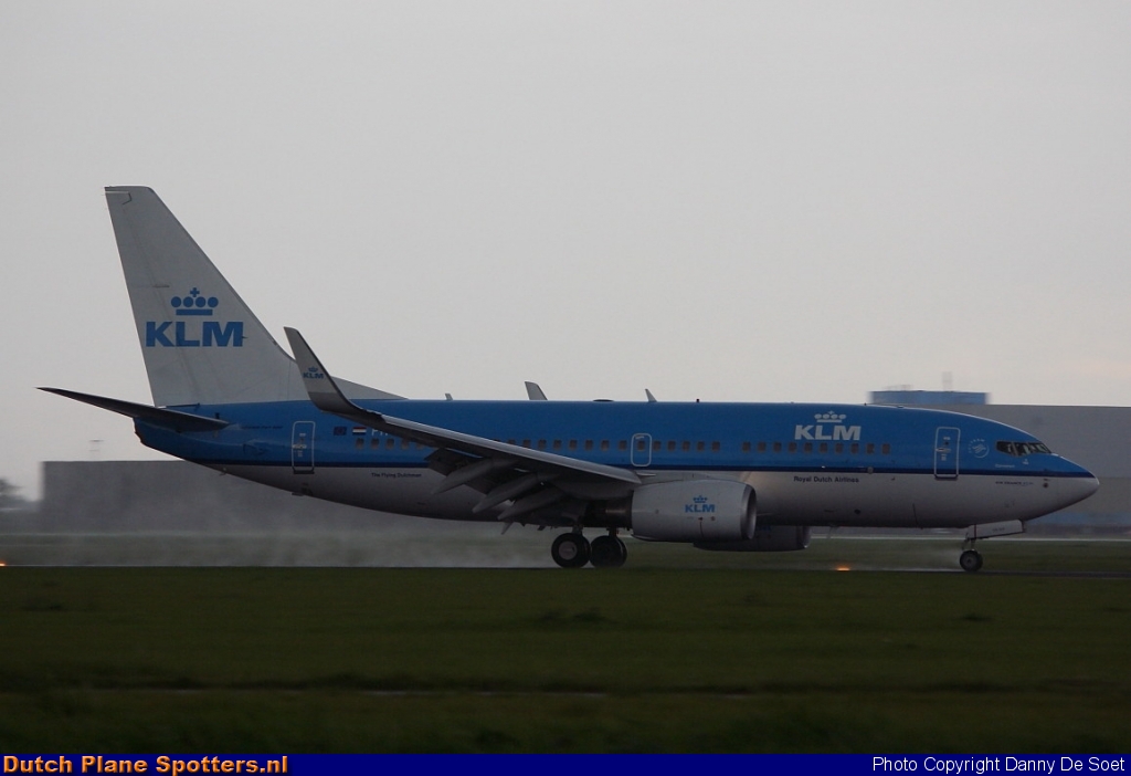 PH-BGM Boeing 737-700 KLM Royal Dutch Airlines by Danny De Soet