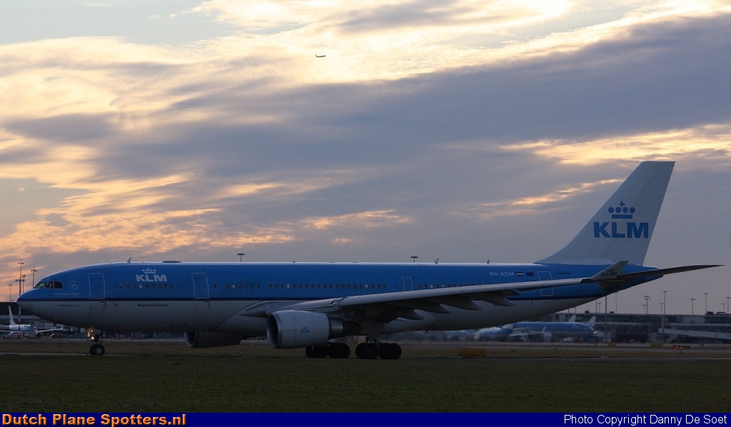 PH-AOM Airbus A330-200 KLM Royal Dutch Airlines by Danny De Soet