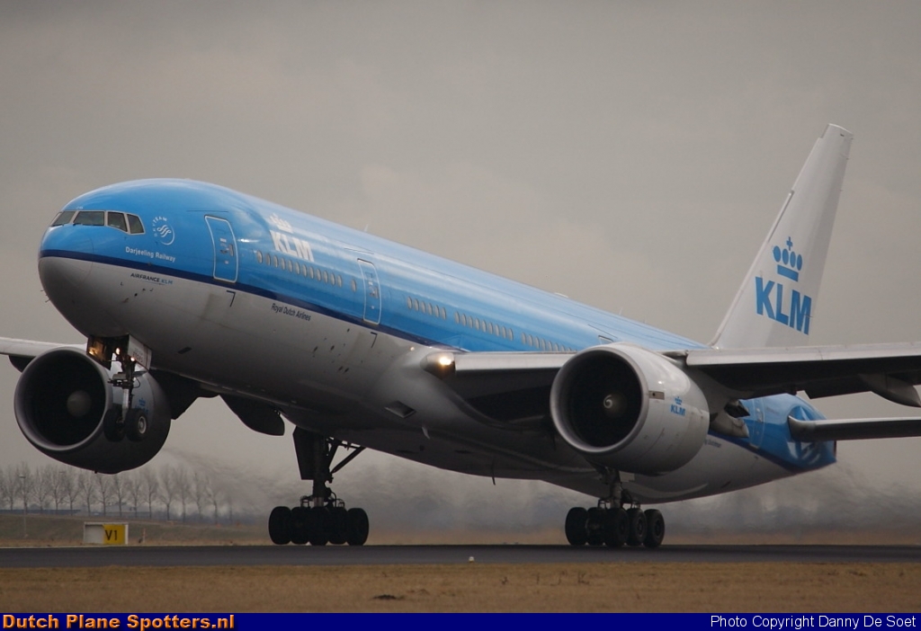 PH-BQD Boeing 777-200 KLM Royal Dutch Airlines by Danny De Soet