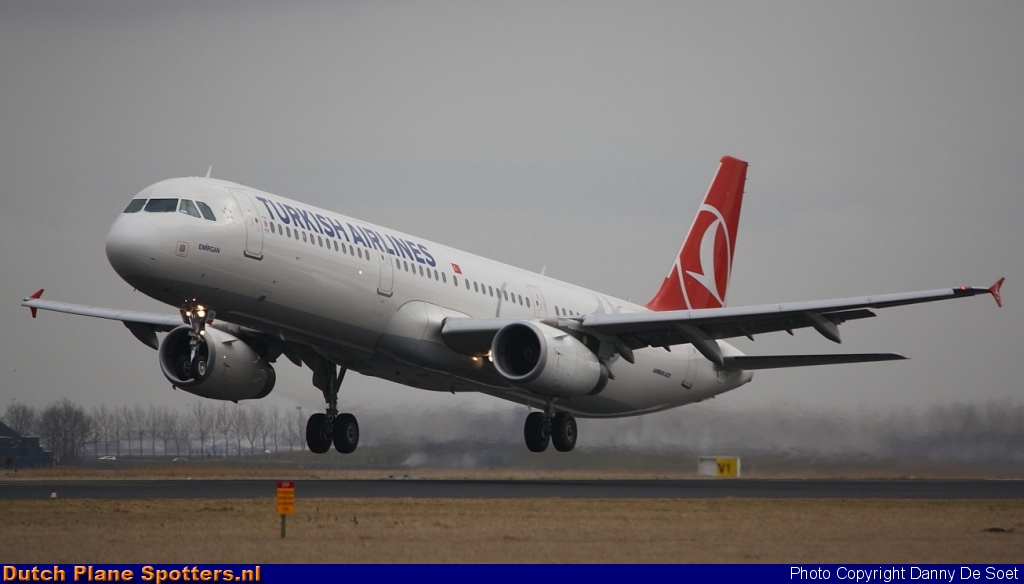 TC-JRR Airbus A321 Turkish Airlines by Danny De Soet