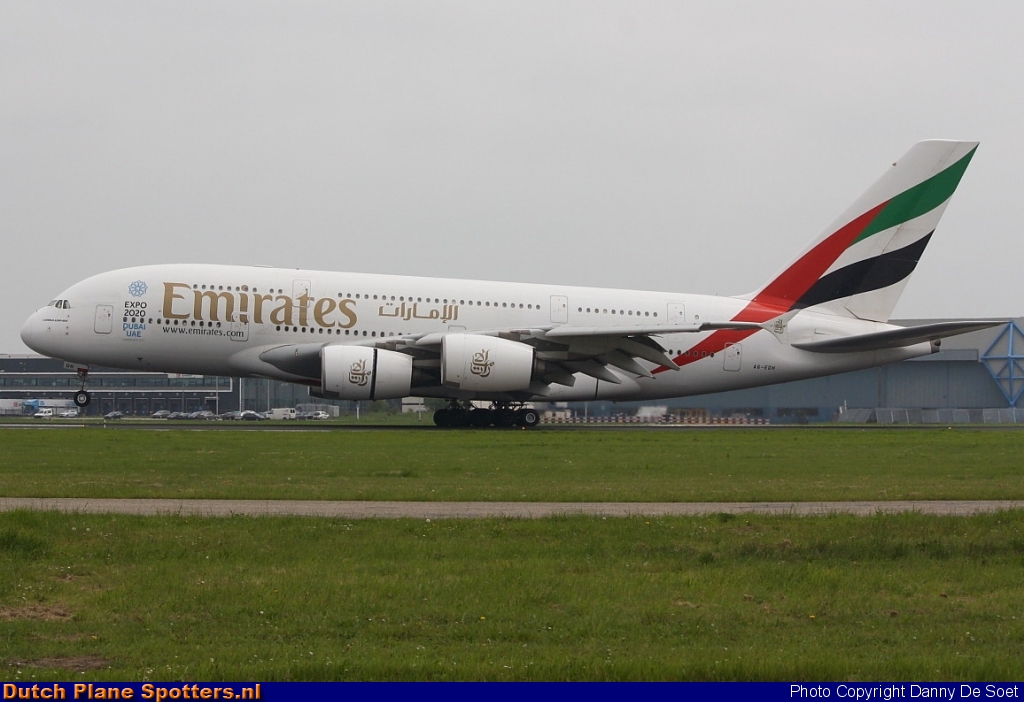 A6-EDH Airbus A380-800 Emirates by Danny De Soet