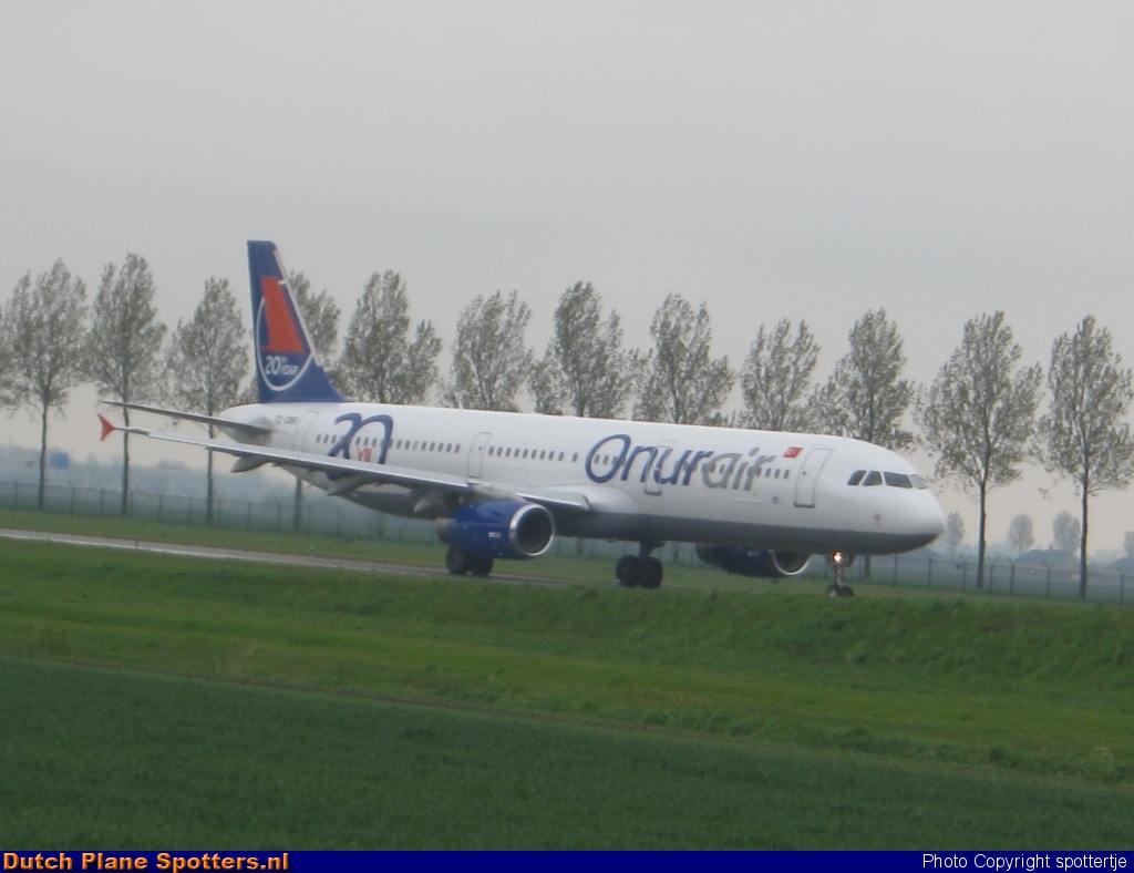 TC-OBP Airbus A320 Onur Air by spottertje