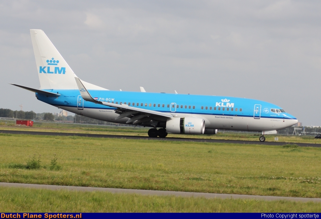 PH-BGW Boeing 737-700 KLM Royal Dutch Airlines by spottertje