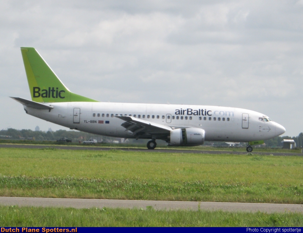 YL-BBN Boeing 737-500 Air Baltic by spottertje