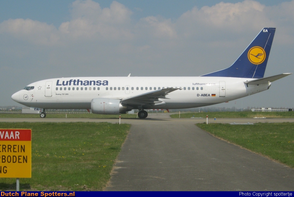 D-ABEA Boeing 737-300 Lufthansa by spottertje