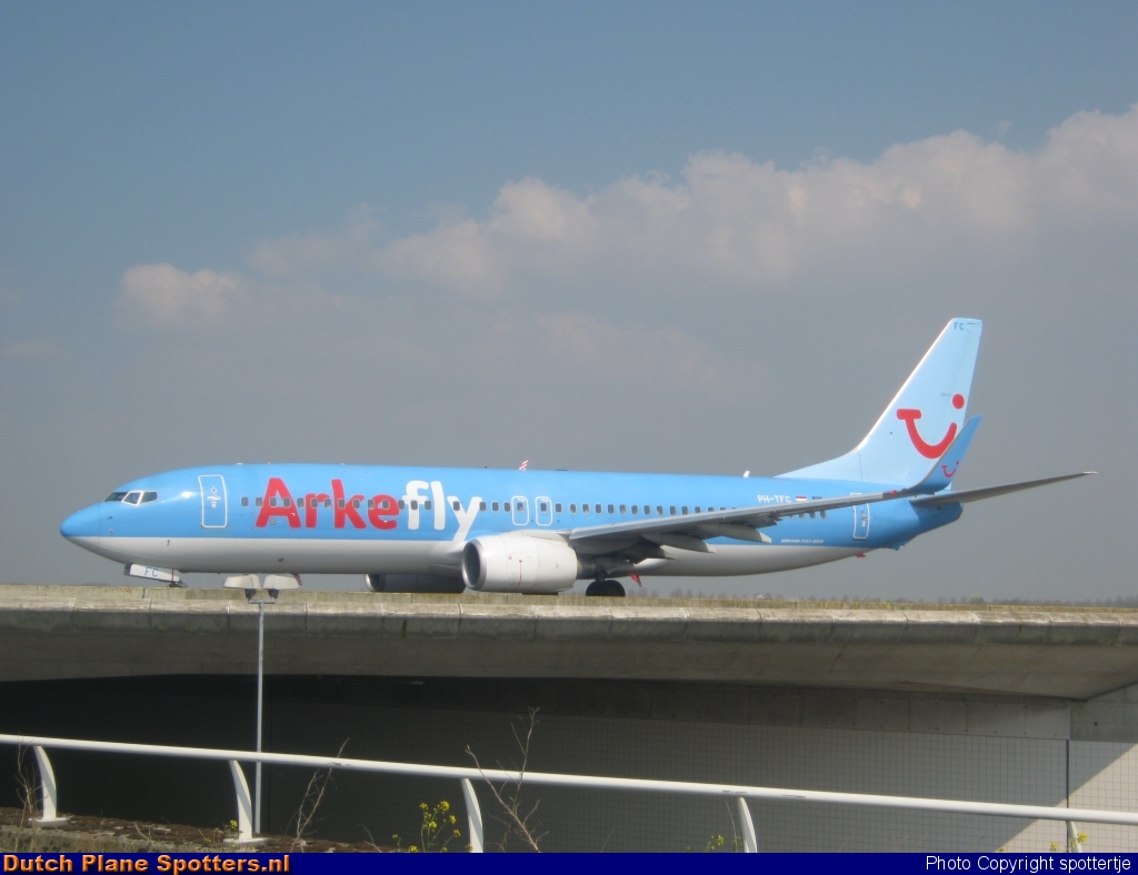 PH-TFC Boeing 737-800 ArkeFly by spottertje