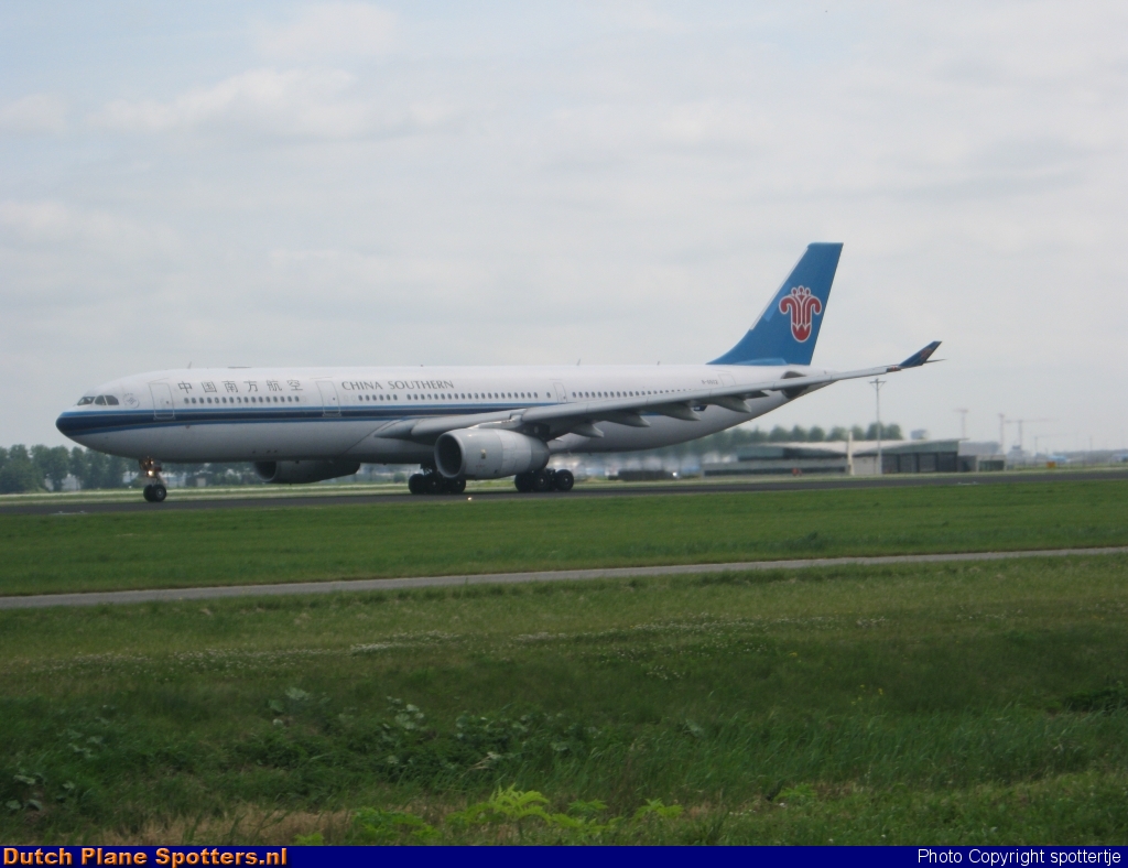 B-6502 Airbus A330-300 China Southern by spottertje