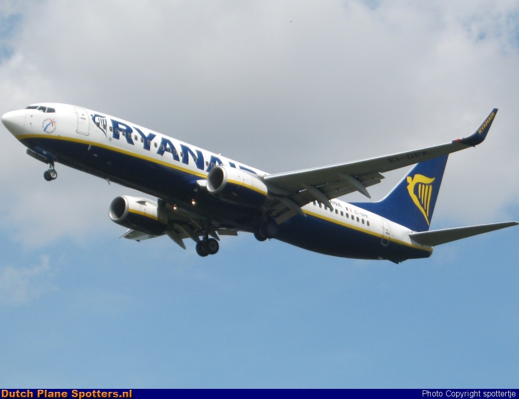 EI-DPK Boeing 737-800 Ryanair by spottertje