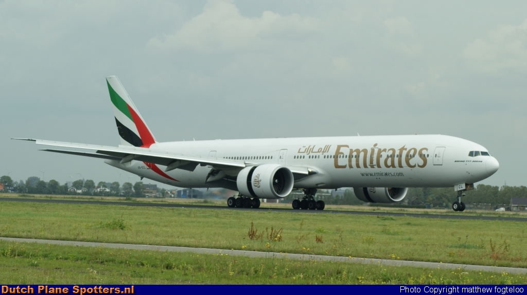 A6-ECL Boeing 777-300 Emirates by matthew fogteloo