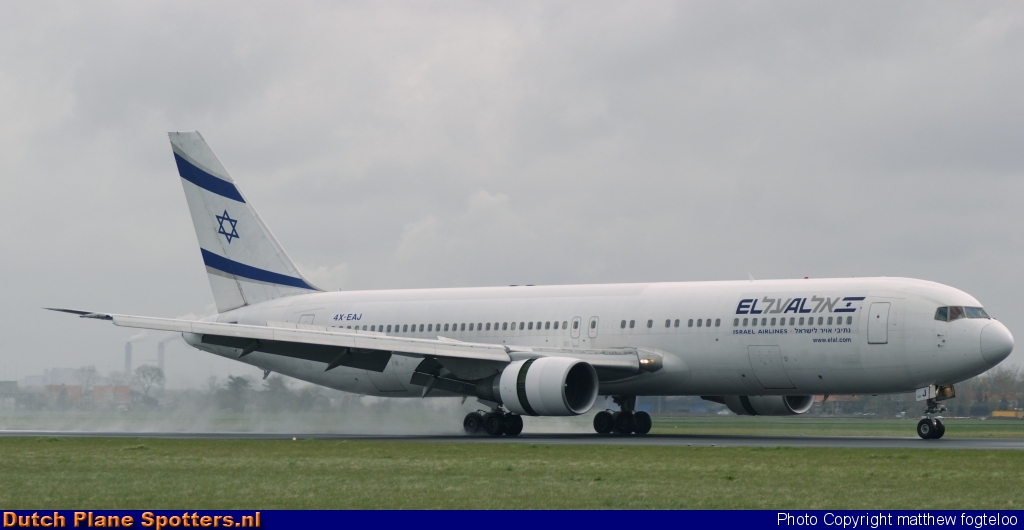 4X-EAJ Boeing 767-300 El Al Israel Airlines by matthew fogteloo