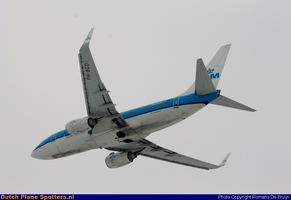 PH-BGD Boeing 737-700 KLM Royal Dutch Airlines by Romano De Bruijn