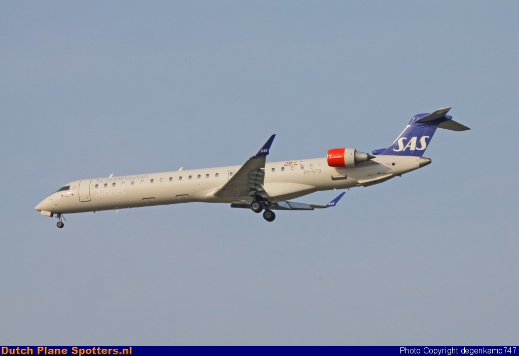 OY-KFD Bombardier Canadair CRJ900 SAS Scandinavian Airlines by Herman Degenkamp