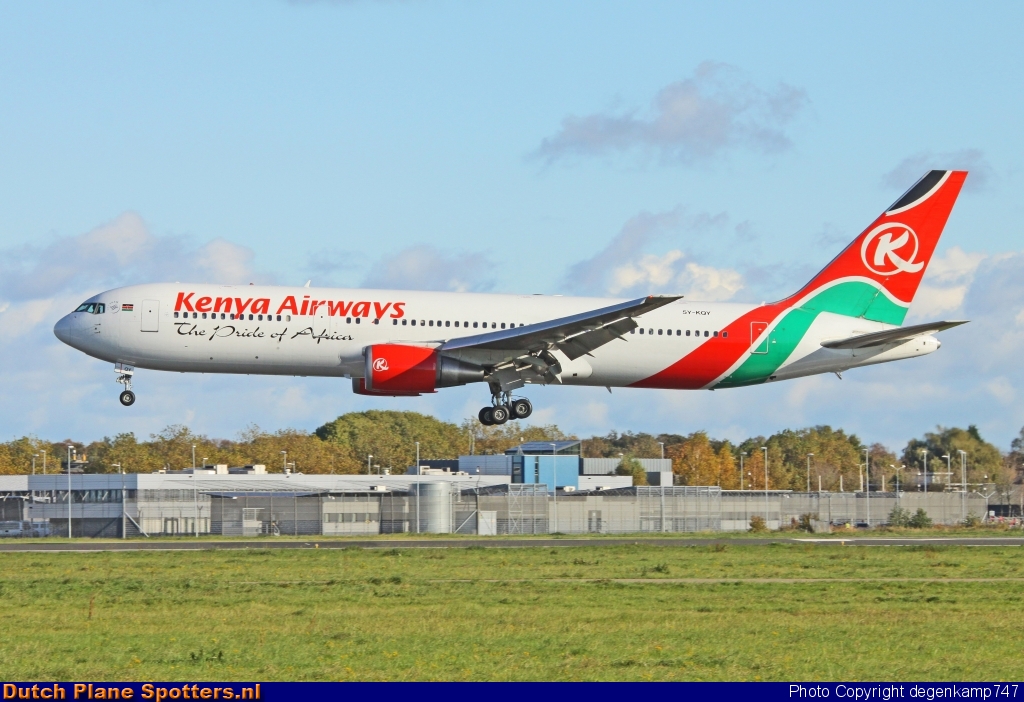 5Y-KQY Boeing 767-300 Kenya Airways by Herman Degenkamp