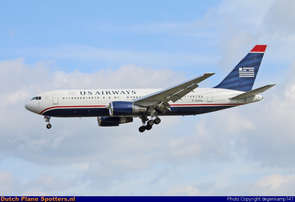 N125AY Boeing 767-200 US Airways by Herman Degenkamp